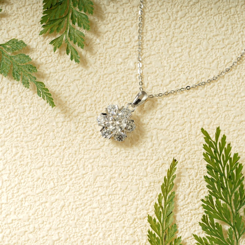 2.0 CT Round Moissanite Diamond Floral Halo Pendant Necklace in Solid Gold 1